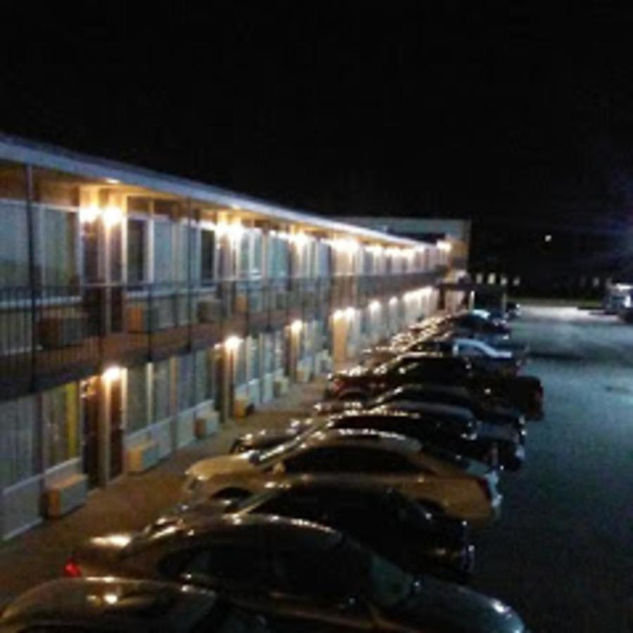Regency Inn Fayetteville/Fort Bragg Zewnętrze zdjęcie